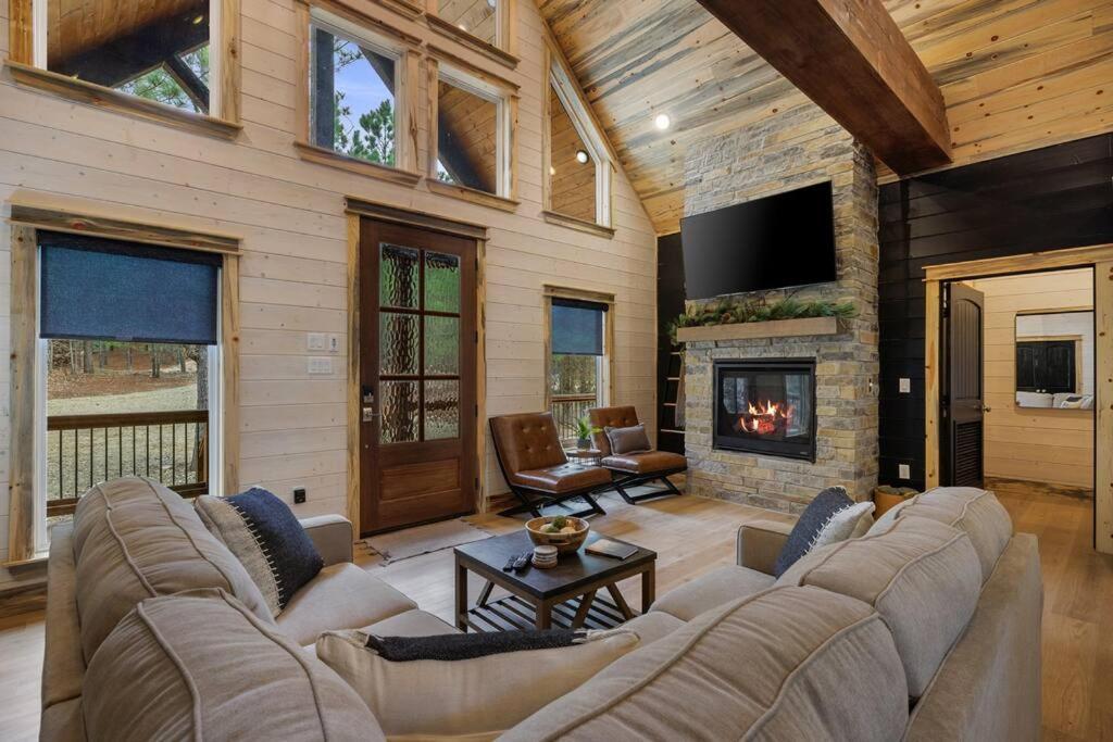 Lone Pine Lodge. Brand New! 2 Bedroom Luxury Cabin. Broken Bow Kültér fotó