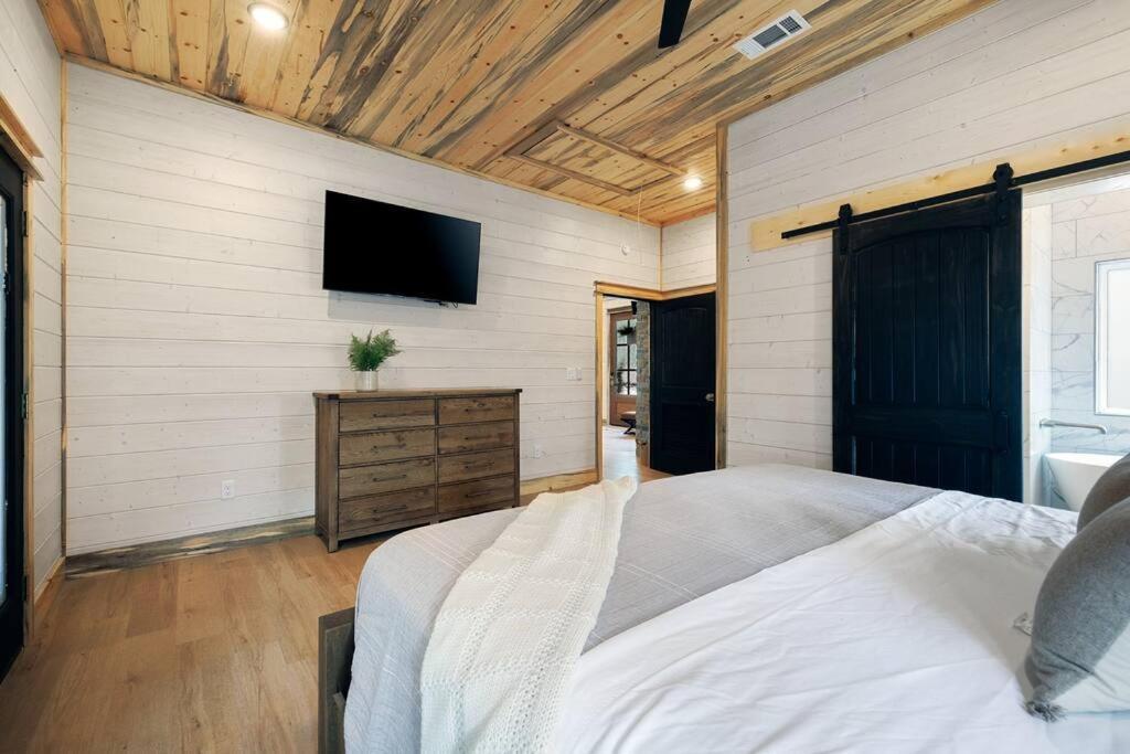 Lone Pine Lodge. Brand New! 2 Bedroom Luxury Cabin. Broken Bow Kültér fotó